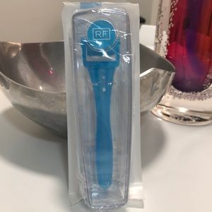 Rodan + Fields AMP MD Micro-Exfoliating Roller new